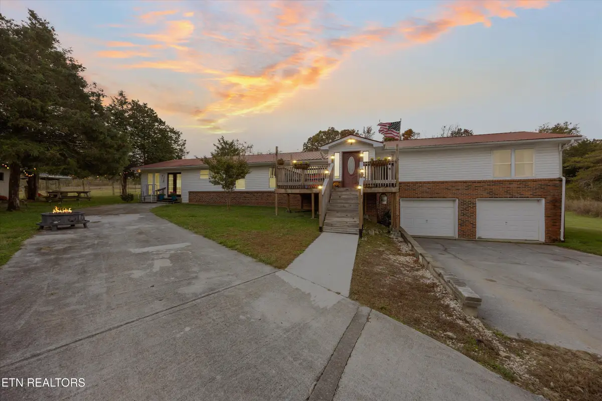 288 Forks Grove Rd, Lafollette, TN 37766 - Image #1