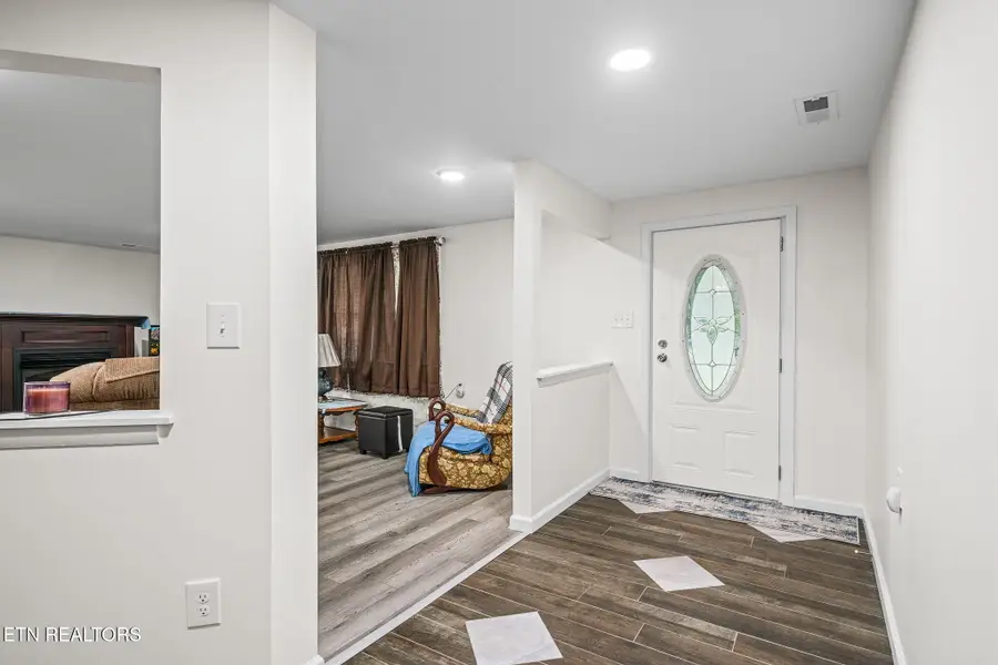 74 Farmer Rd, Crossville, TN 38571 - Image #2