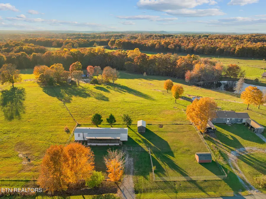 804 Vandever Rd, Crossville, TN 38572 - Image #3