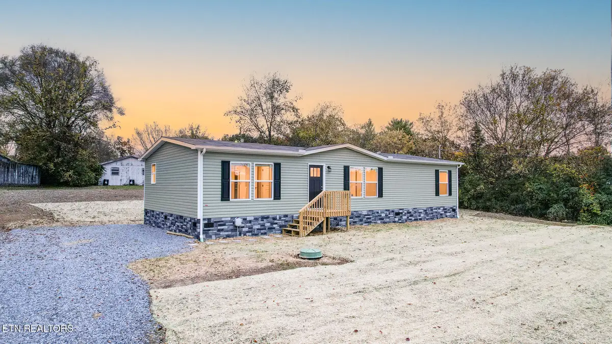 7821 Harris Rd, Whitesburg, TN 37891 - Image #1