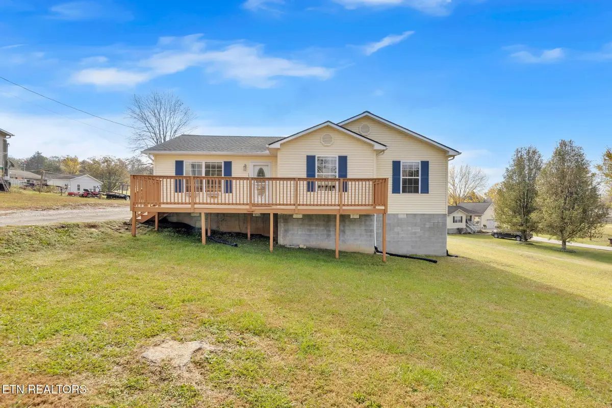 135 Tia Lane, Lafollette, TN 37766 - Image #1