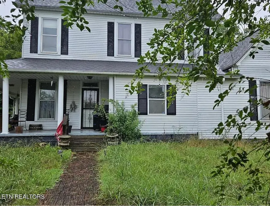 307 Russell Ave, Harriman, TN 37748 - Image #2