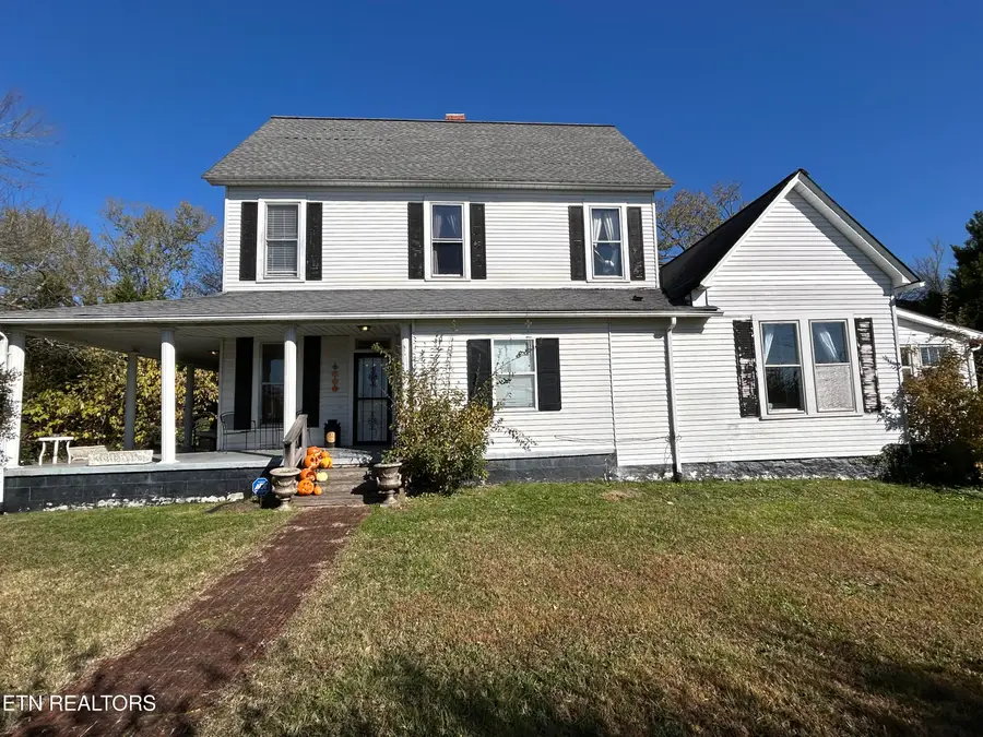 307 Russell Ave, Harriman, TN 37748 - Image #3