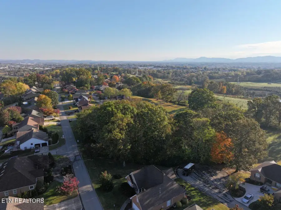 4126 Legends Way, Maryville, TN 37801 - Image #3