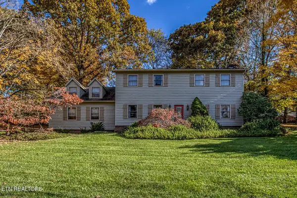 212 Woodland Trace Drive, Knoxville, TN 37934