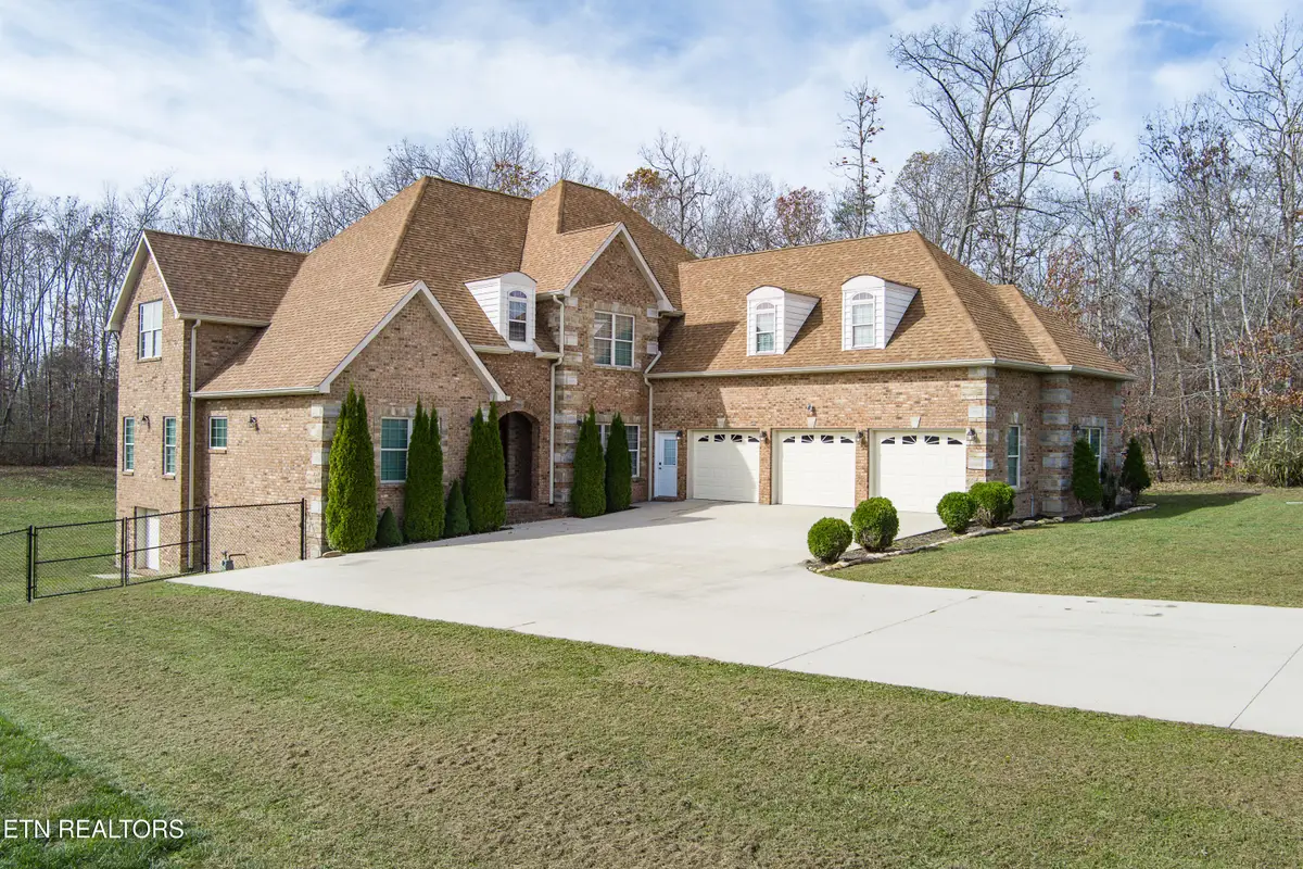 39 N Riverview Lane, Crossville, TN 38555 - Image #1