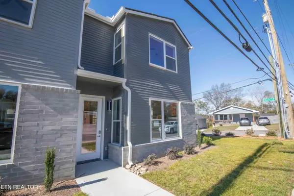 2727 Whittle Springs Rd, Knoxville, TN 37917