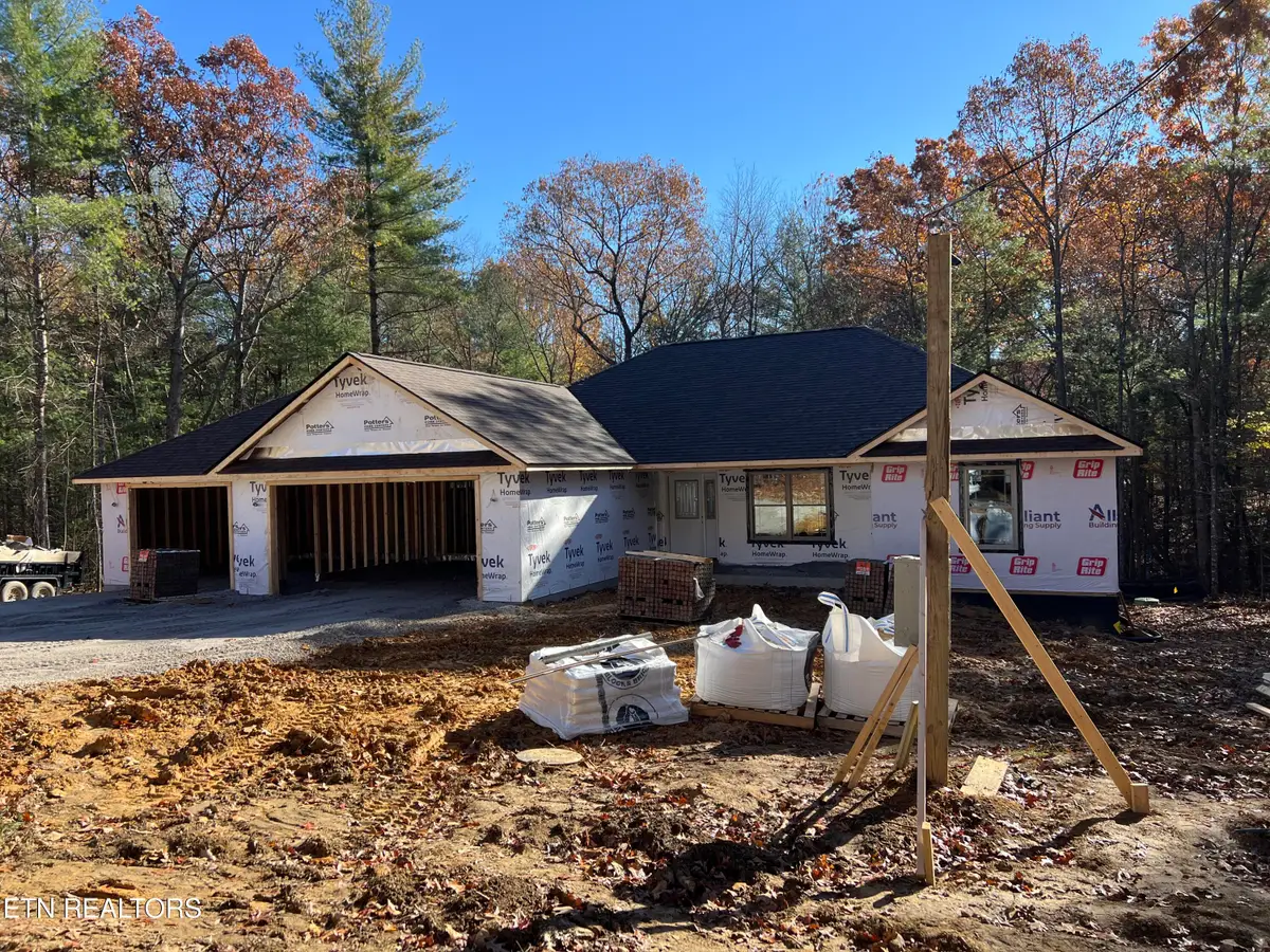 183 Natchez Circle, Crossville, TN 38558 - Image #1