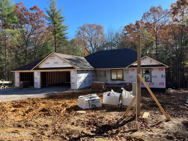 183 Natchez Circle, Crossville, TN 38558