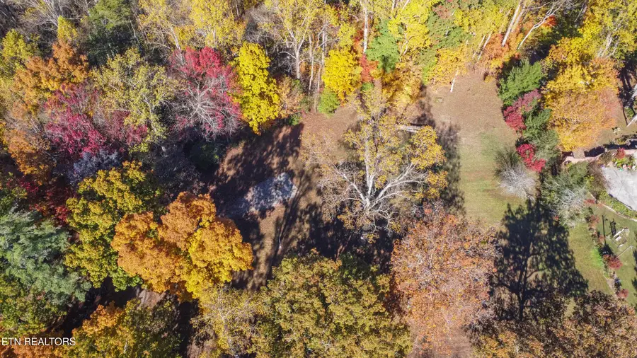 5547 Hutton Ridge Rd, Maryville, TN 37801 - Image #2