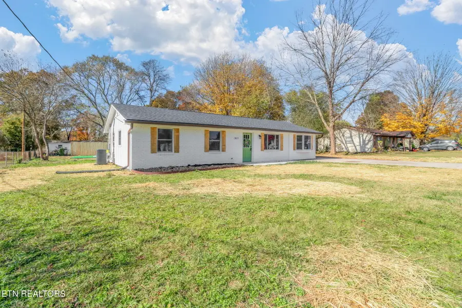 817 Beaver Drive, Maryville, TN 37801 - Image #3