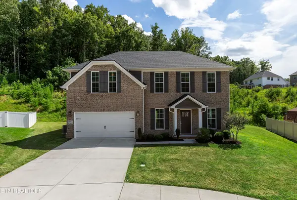 2107 Kangaroo Lane, Knoxville, TN 37932