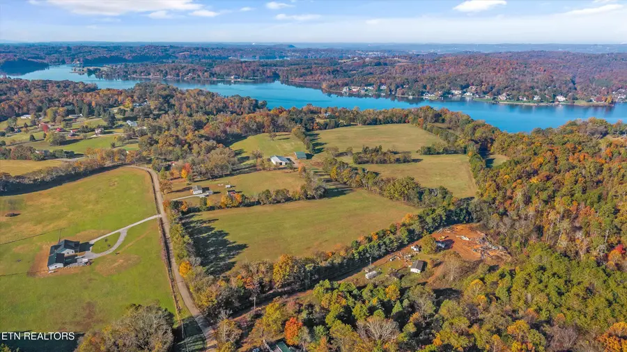 727 Bales Hollow Rd, Friendsville, TN 37737 - Image #3