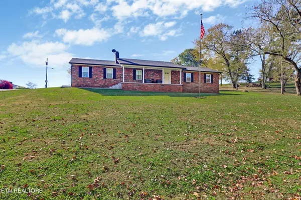 106 Lucky Lane, Harriman, TN 37748