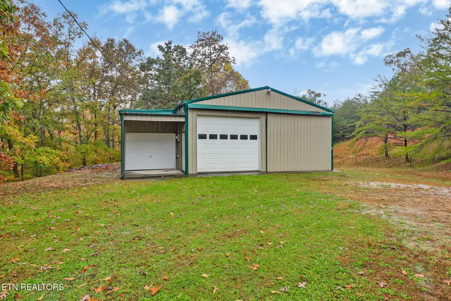 374 Morgan County Hwy, Harriman, TN 37748 - Image #2
