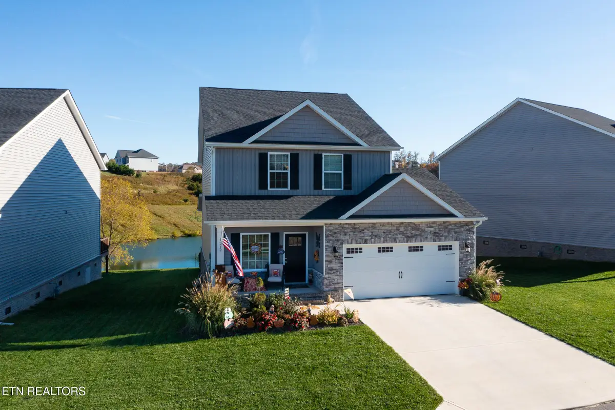 121 E Fortenberry St, Oak Ridge, TN 37830 - Image #1