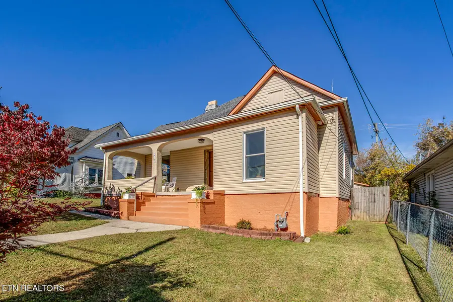 615 Banks Ave, Knoxville, TN 37917 - Image #2