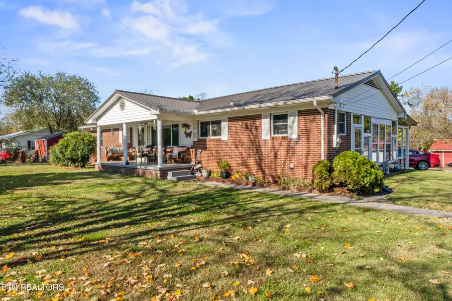 3856 Niles Ferry Rd, Greenback, TN 37742 - Image #3