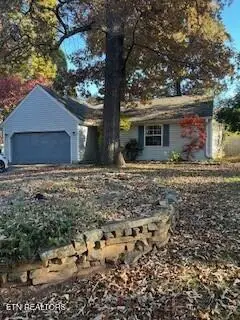 616 Tarpley St, Maryville, TN 37804