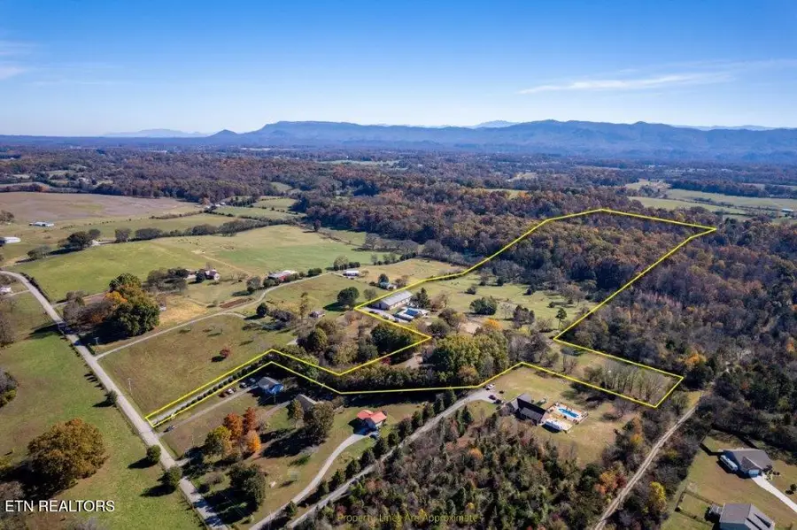 4728 N Wildwood Rd, Maryville, TN 37804 - Image #3