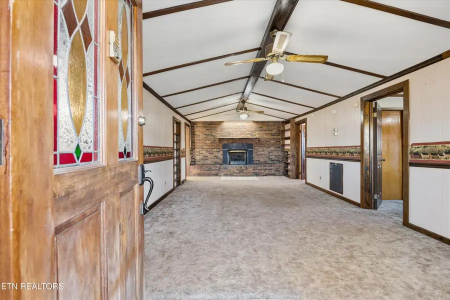 335 High Street, Jellico, TN 37762 - Image #3