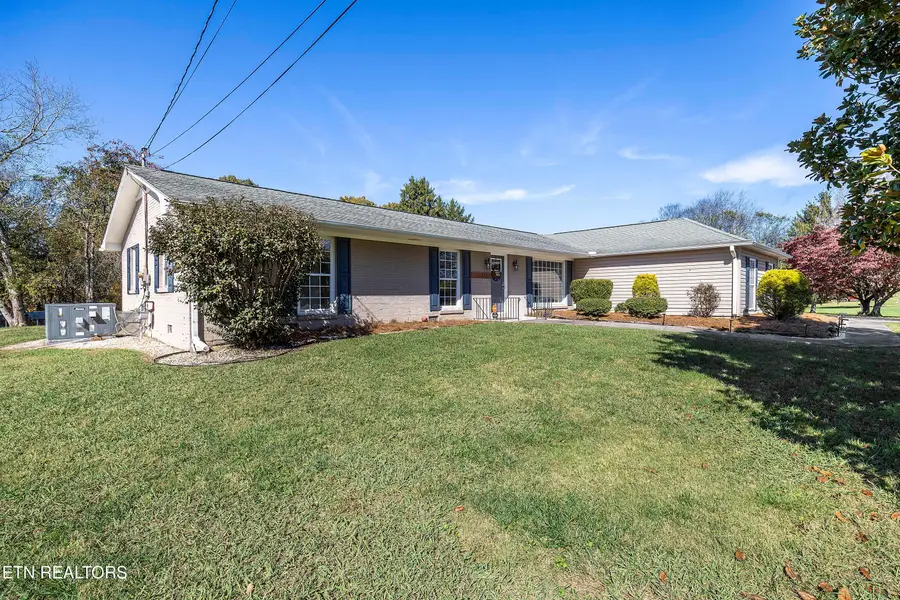 1882 Calloway Circle, Lenoir City, TN 37772 - Image #3