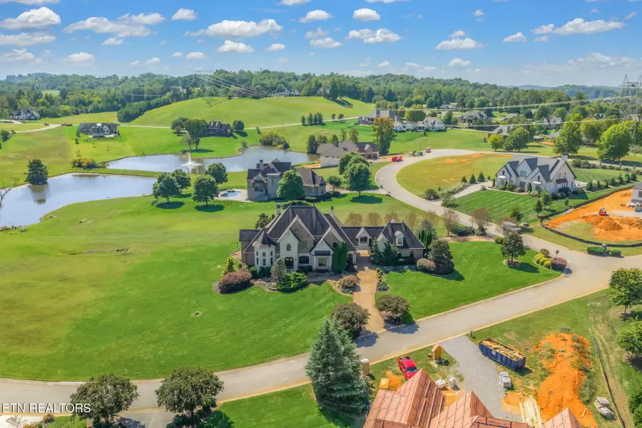 203 Lake Forest Way, Louisville, TN 37777 - Image #2