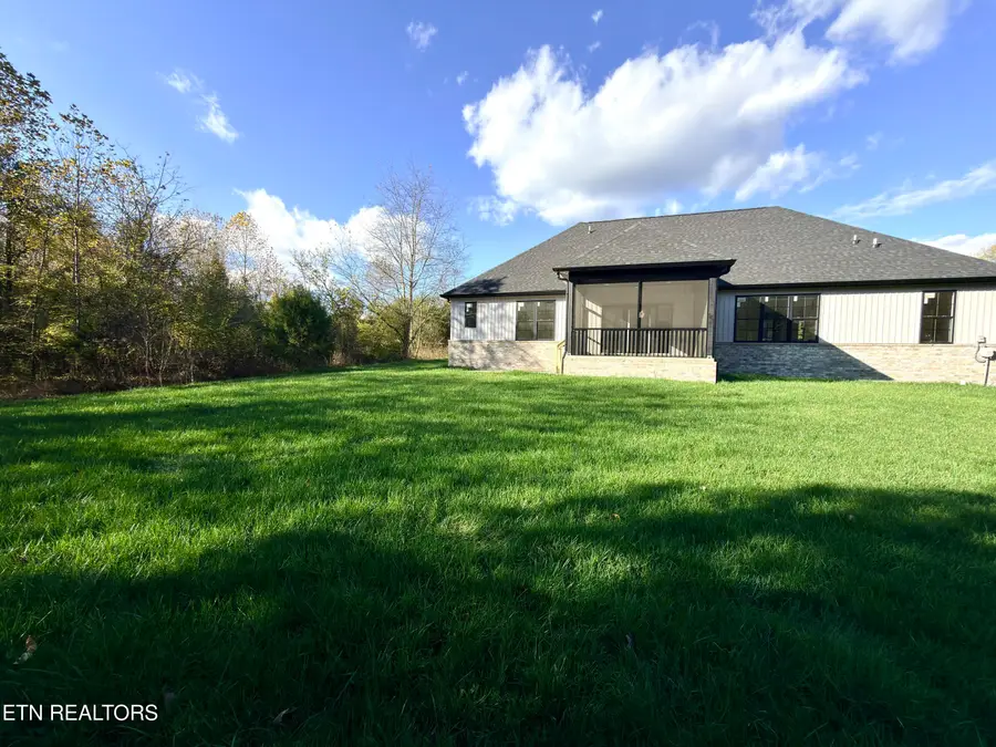 116 Walelu Tr, Vonore, TN 37885 - Image #3