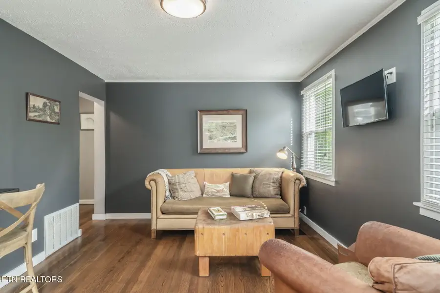 3953 Greenleaf Ave, Knoxville, TN 37919 - Image #3