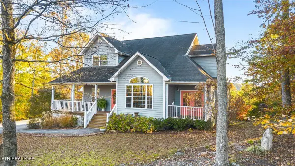 221 Stoney Rock Lane, Jacksboro, TN 37757