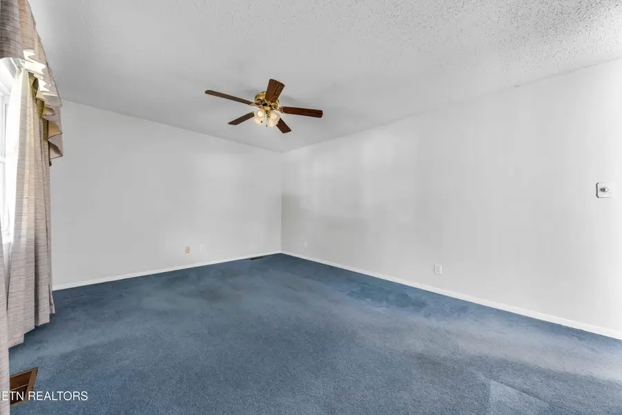 7400 Meadowbrook Circle, Knoxville, TN 37918 - Image #3