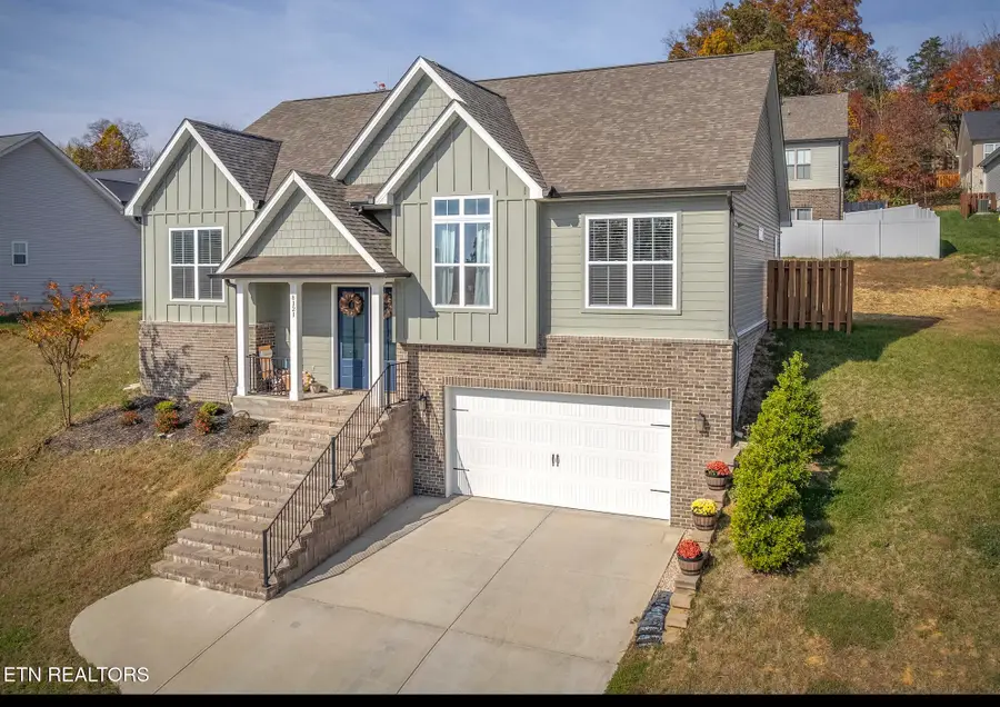 8121 Chapel Hill Lane, Knoxville, TN 37938 - Image #2