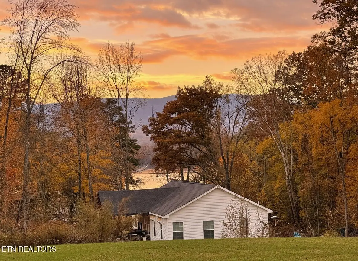 1576 Old Chisholm Tr, Dandridge, TN 37725 - Image #1