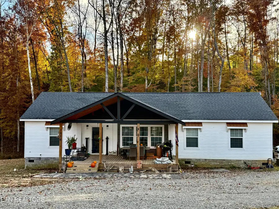 1576 Old Chisholm Tr, Dandridge, TN 37725 - Image #2