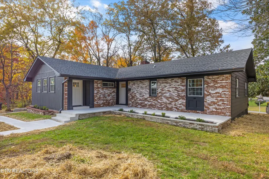 100 Pearl Rd, Oak Ridge, TN 37830 - Image #2