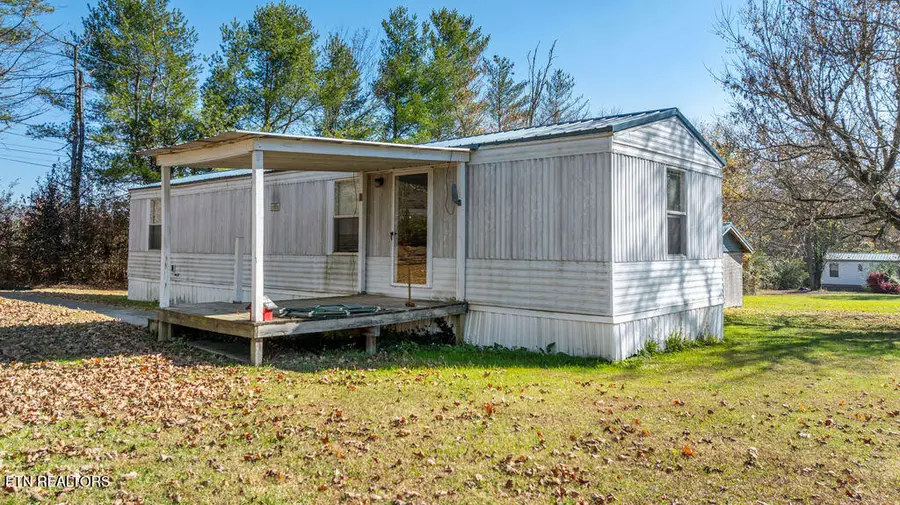 2453 Ellejoy Rd, Walland, TN 37886 - Image #3