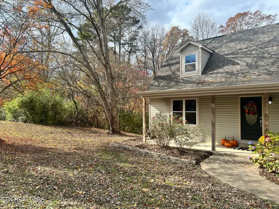 125 Rogers Ridge Lane, Kingston, TN 37763 - Image #2