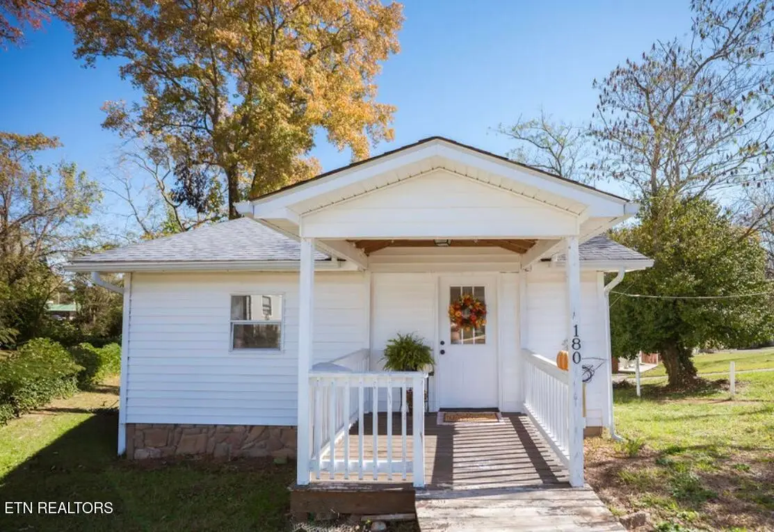 180 Johnson Rd, Oak Ridge, TN 37830 - Image #1