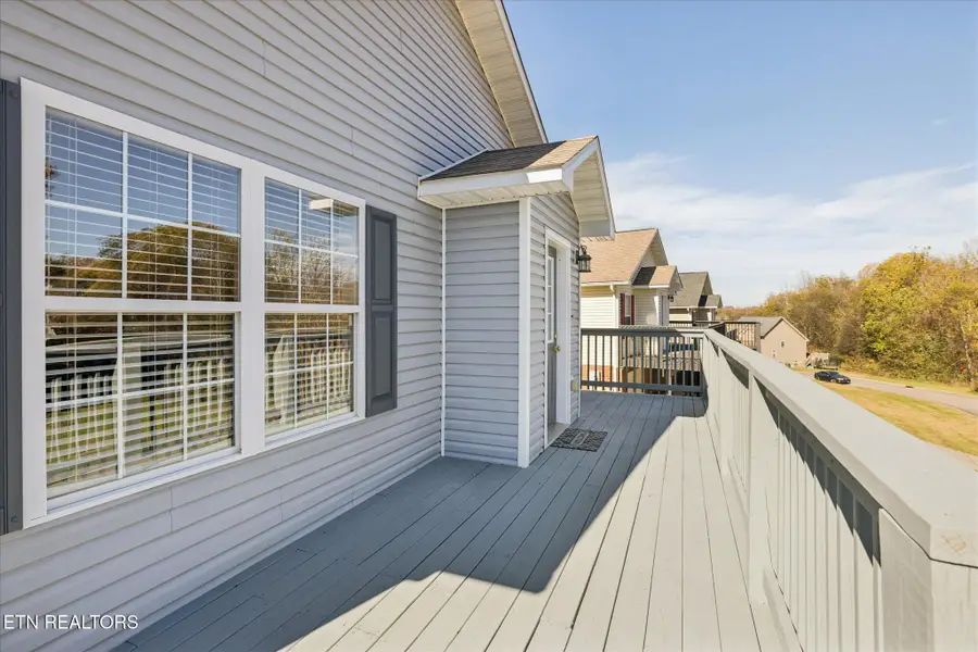 1528 Patricia Holt Blvd, Sevierville, TN 37862 - Image #3