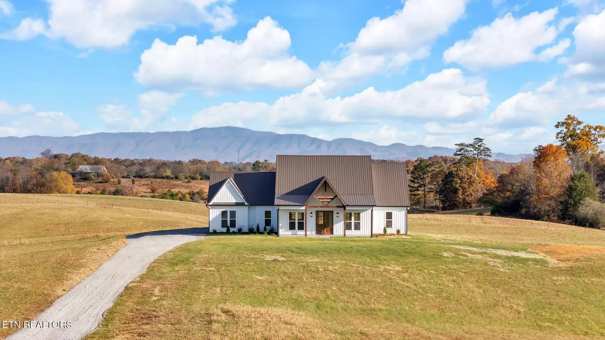 245 Pates Hill Rd, Mosheim, TN 37818 - Image #1