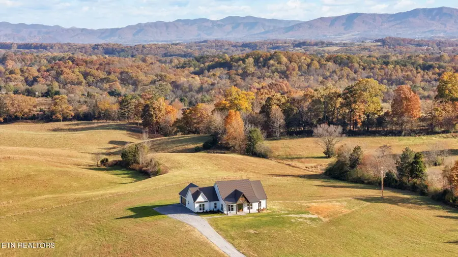 245 Pates Hill Rd, Mosheim, TN 37818 - Image #2