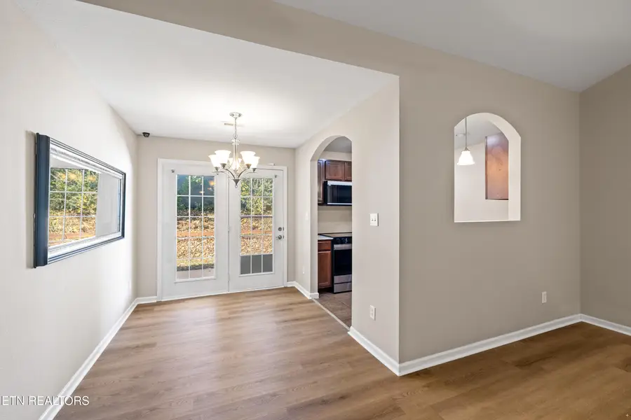 1121 Crested Springs Way, Knoxville, TN 37923 - Image #3