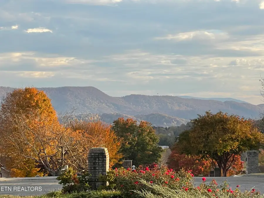 101 Ostenbarker St, Maryville, TN 37804 - Image #2