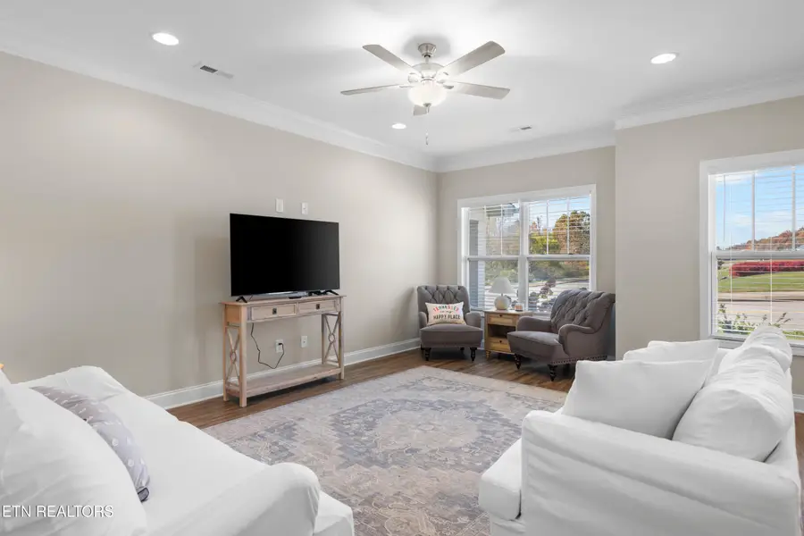 240 Broadberry Ave, Oak Ridge, TN 37830 - Image #2