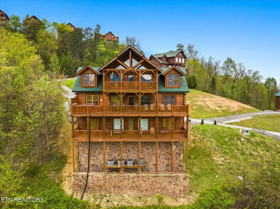 2722 Mountain Preserve Drive, Sevierville, TN 37862 - Image #3
