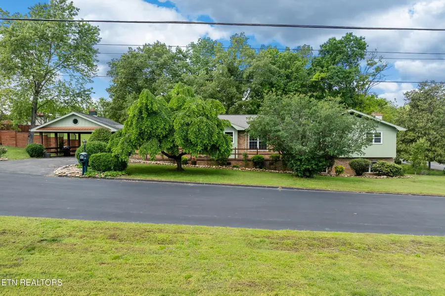 310 Hollywood Circle, Sevierville, TN 37862 - Image #2