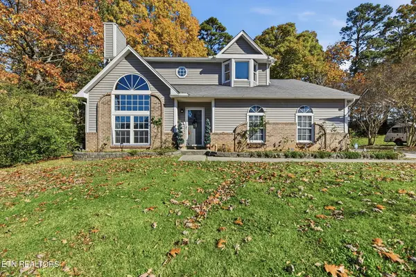 9800 Crestline Drive, Knoxville, TN 37922