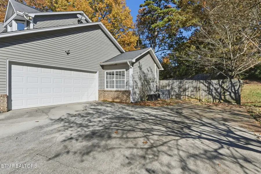 9800 Crestline Drive, Knoxville, TN 37922 - Image #3