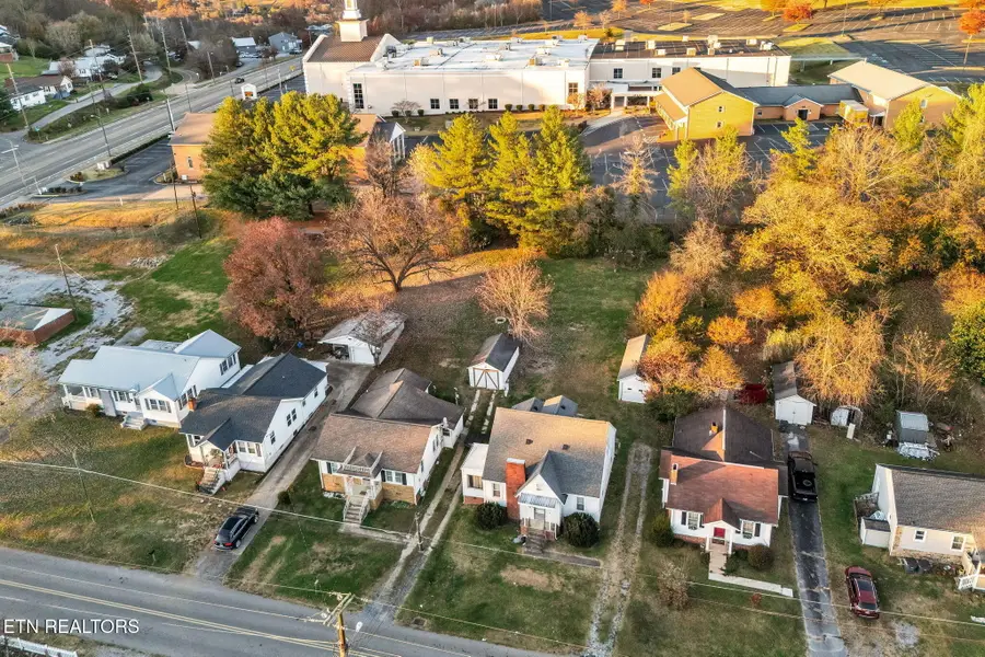 129 Virginia St, Kingsport, TN 37665 - Image #3