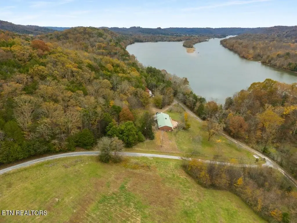 550 Carl Dixon Ln Lane, Gainesboro, TN 38562 - Image #1
